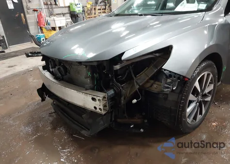 2017 Nissan Altima 2.5/2.5 S/2.5 Sl/2.5 Sr/2.5 Sv z USA, uszkodzony, nr VIN 1N4AL3AP9HC111672